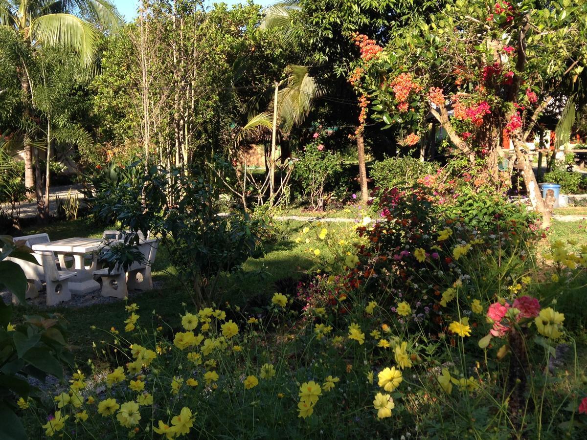Areeya Resort Watthana Nakhon Exterior foto