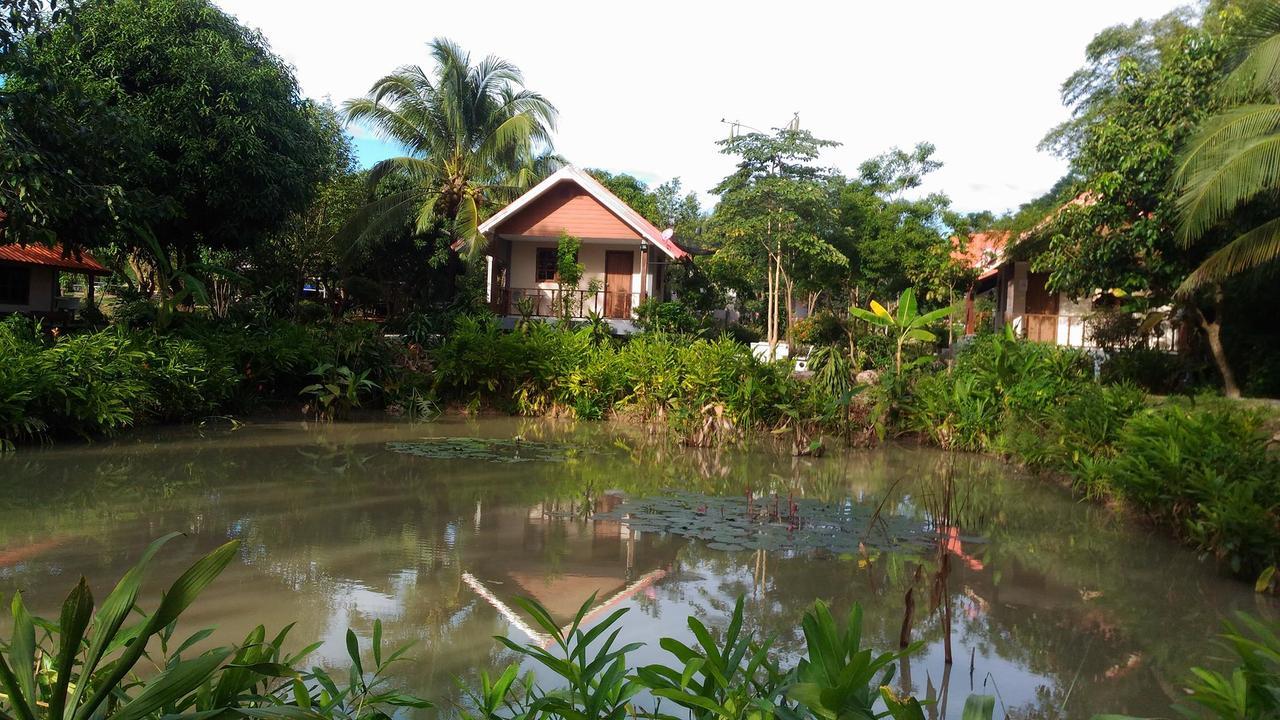 Areeya Resort Watthana Nakhon Exterior foto